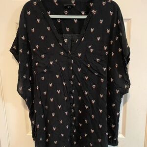 torrid Black Button-Front Top with Raccoon Print